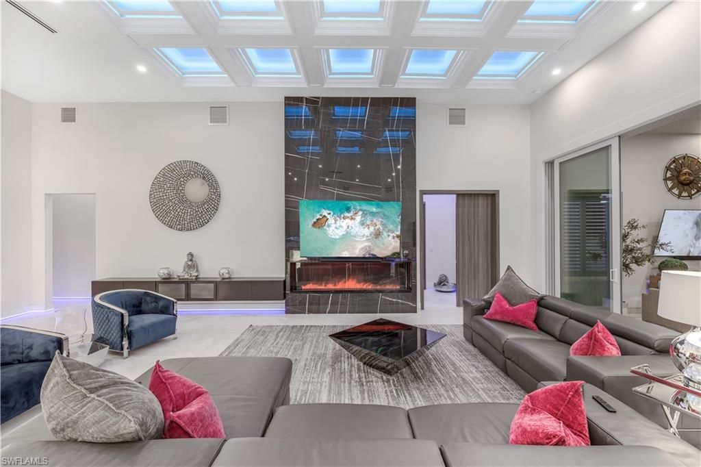 Fireplace, Interior, Living room, Recessed Lighting