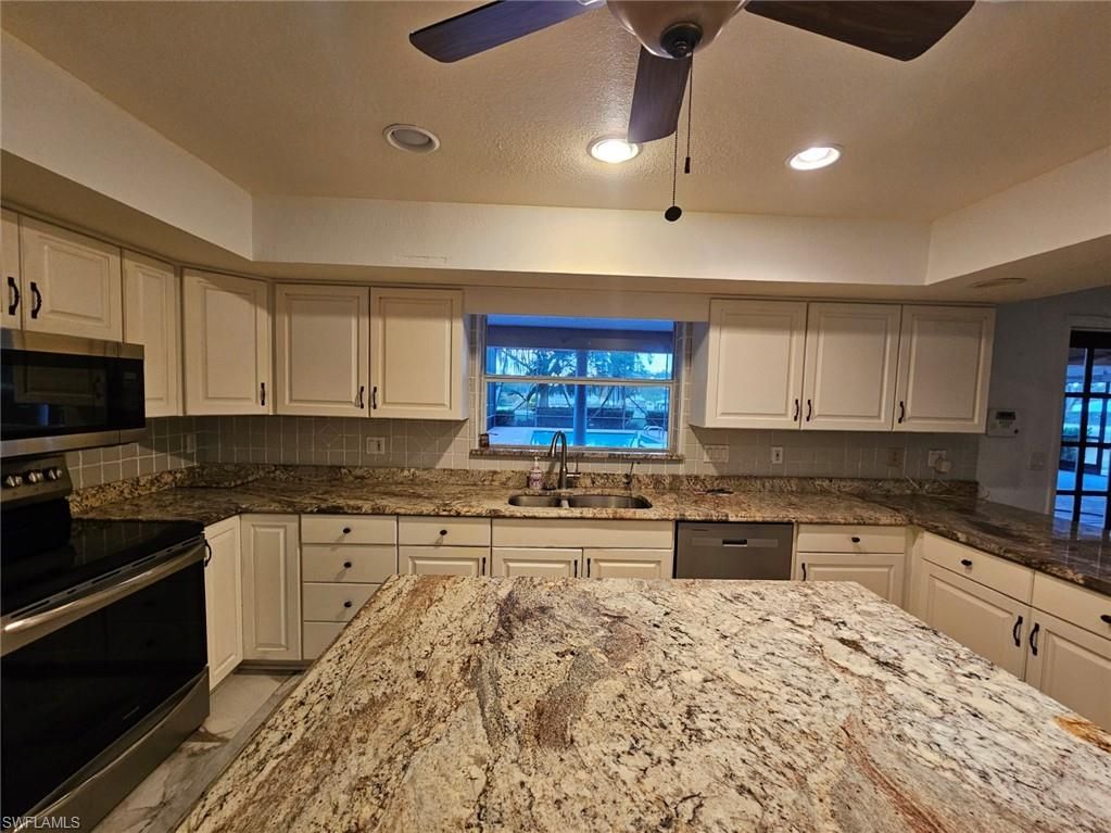 Interior, Kitchen, Recessed Lighting