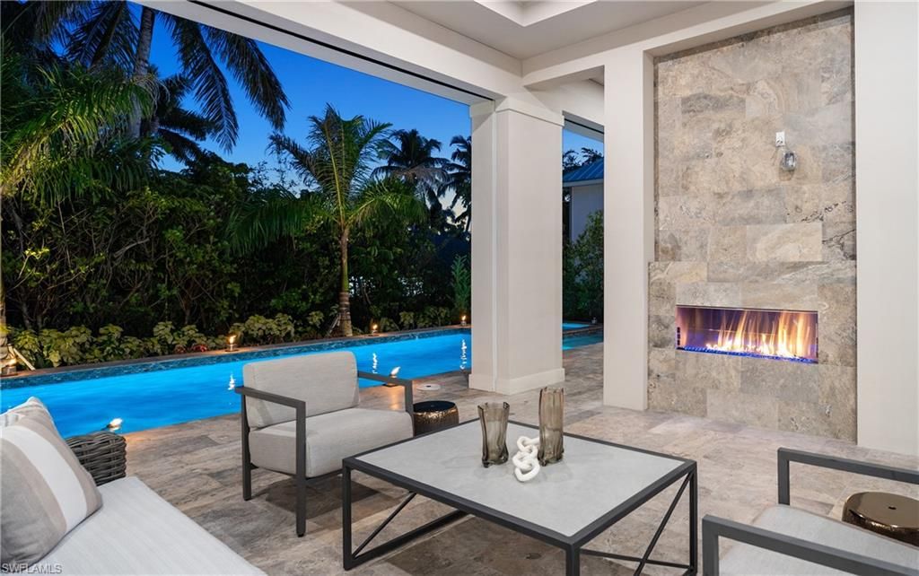 Exterior, Fireplace, Pool