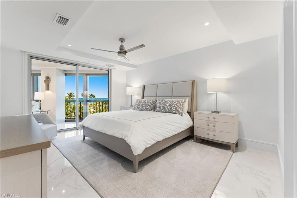 Bedroom, Interior, Marble, Recessed Lighting, Water