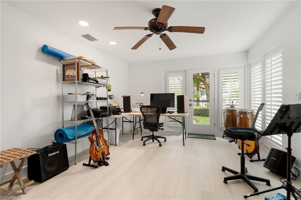 Home Office, Interior, Recessed Lighting, Wood Texture Flooring