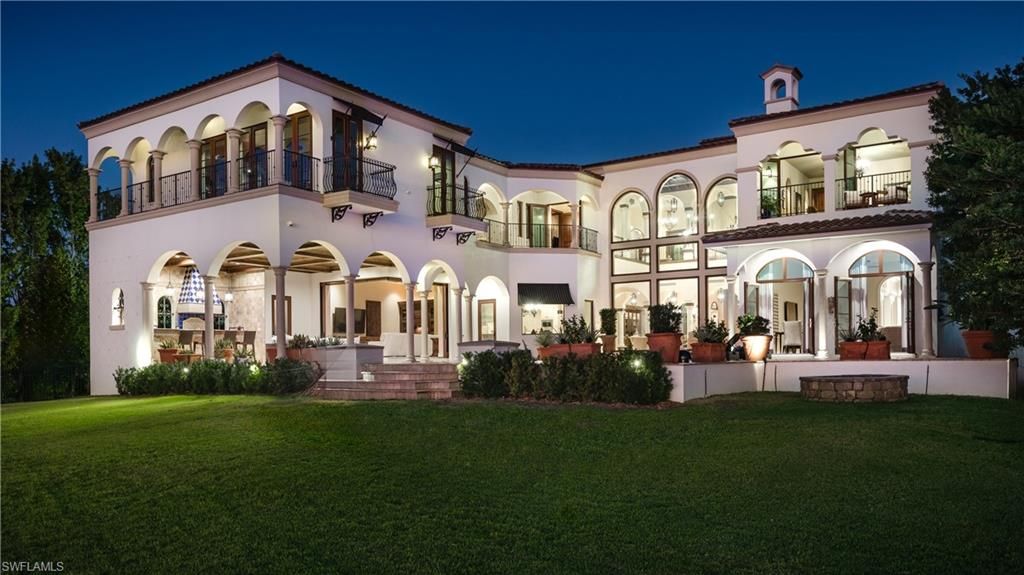 Backyard, Exterior, Facade, Spanish Mediterranean