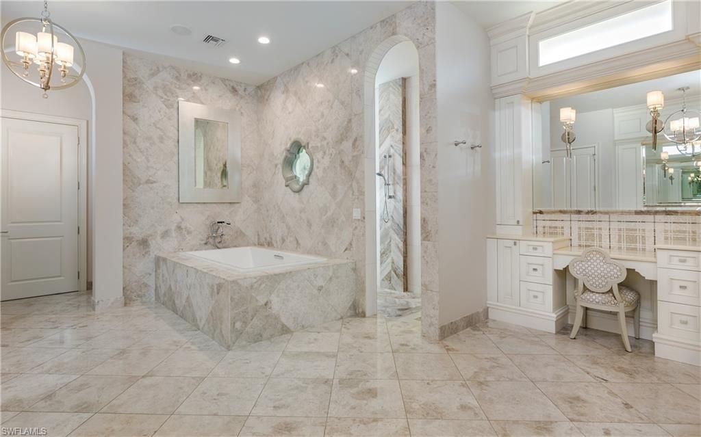 Bathroom, Interior, Recessed Lighting