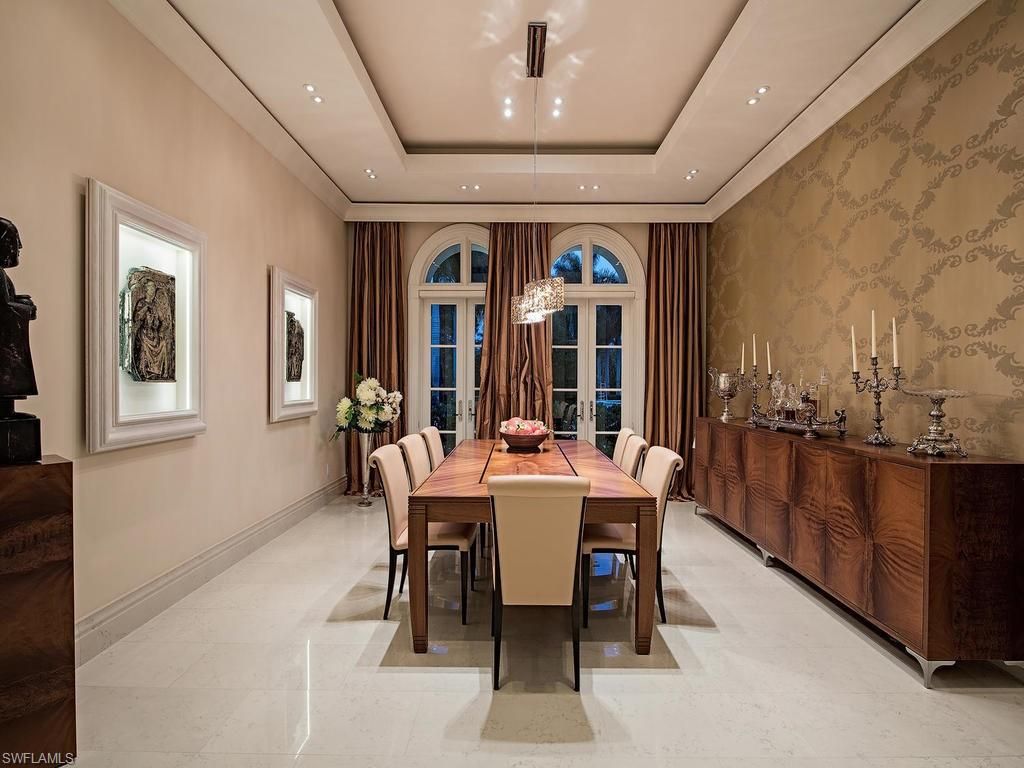 Dining room, Interior, Pendant Lights, Recessed Lighting