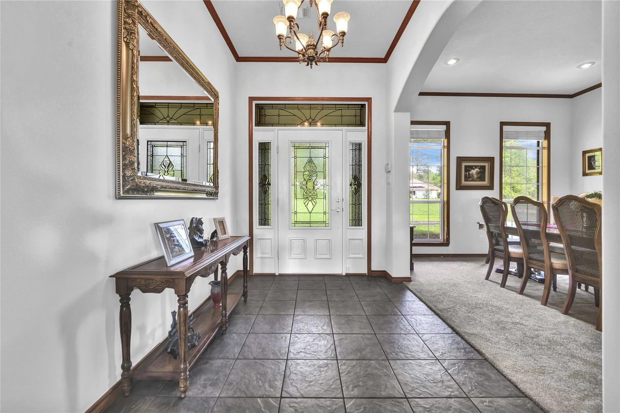 Chandelier, Dining room, Interior, Recessed Lighting