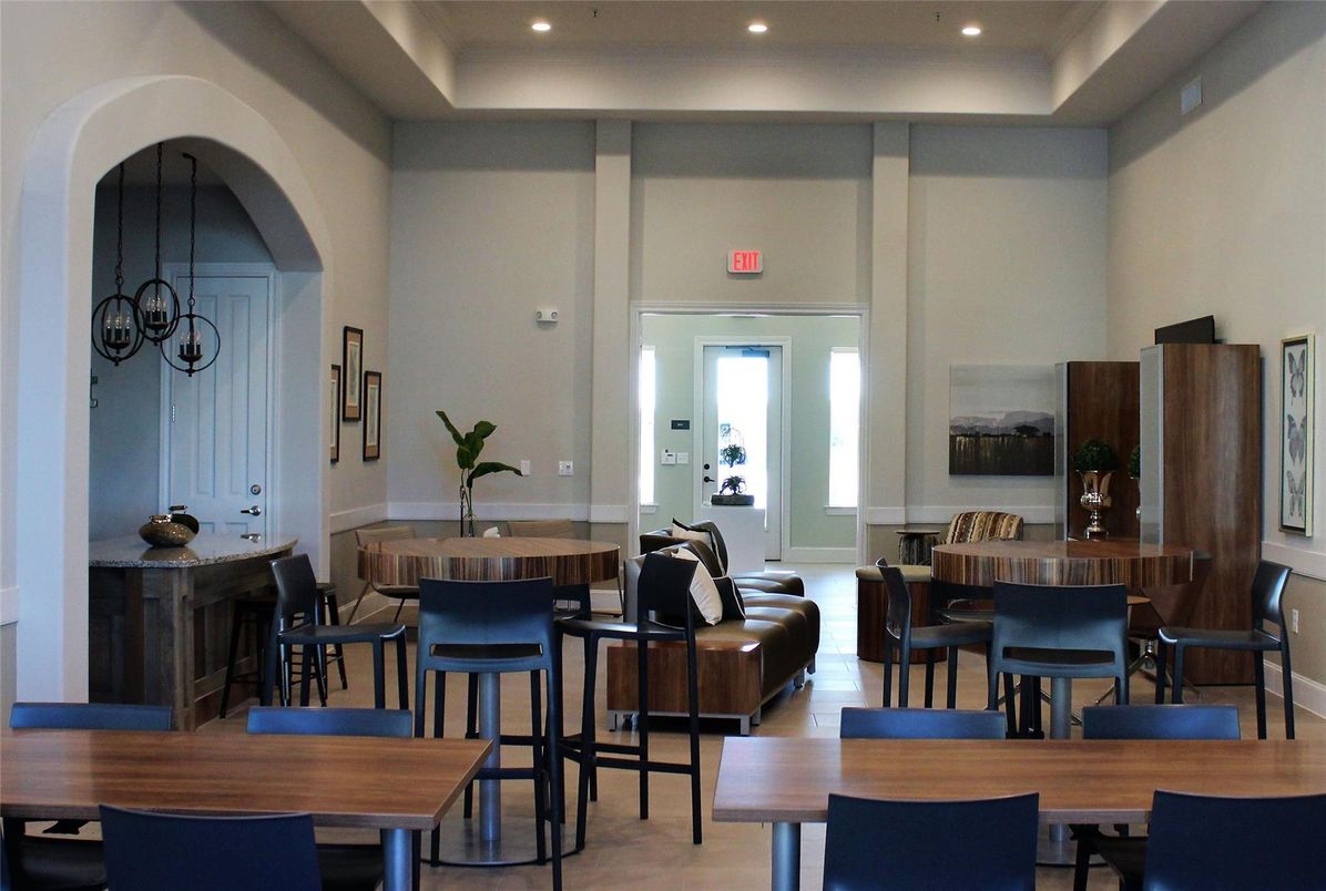 Dining room, Interior, Living room, Pendant Lights, Recessed Lighting