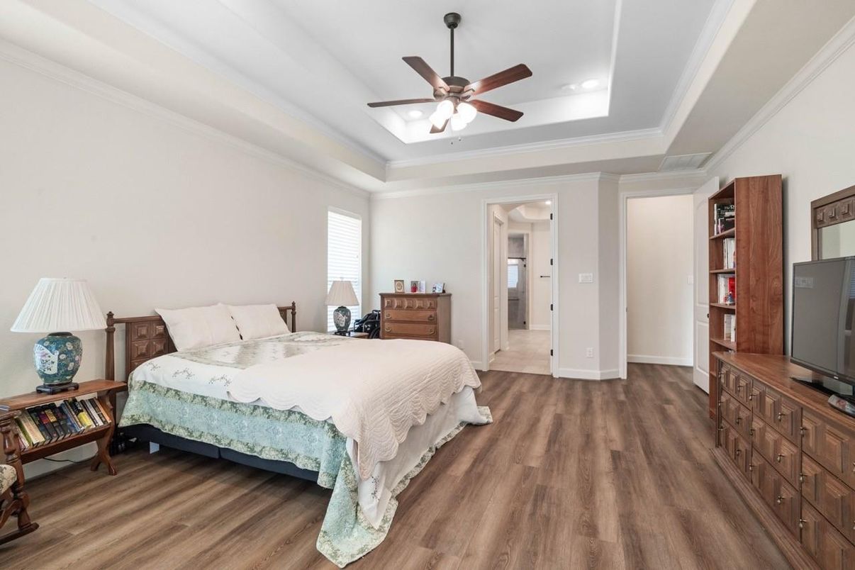 Bedroom, Interior, Recessed Lighting, Wood Texture Flooring