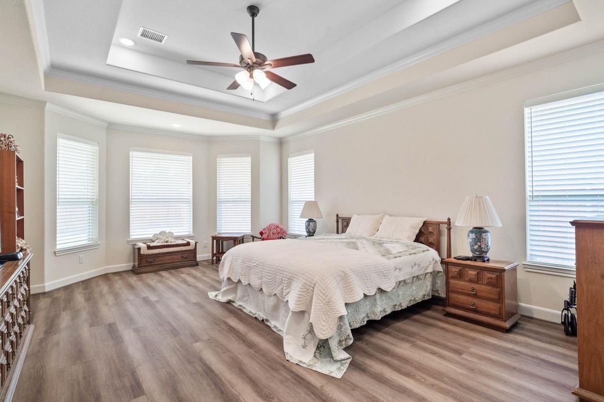 Bedroom, Interior, Recessed Lighting, Wood Texture Flooring