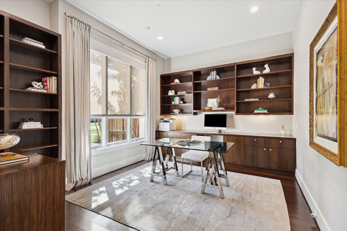 Home Office, Interior, Recessed Lighting, Wood Texture Flooring