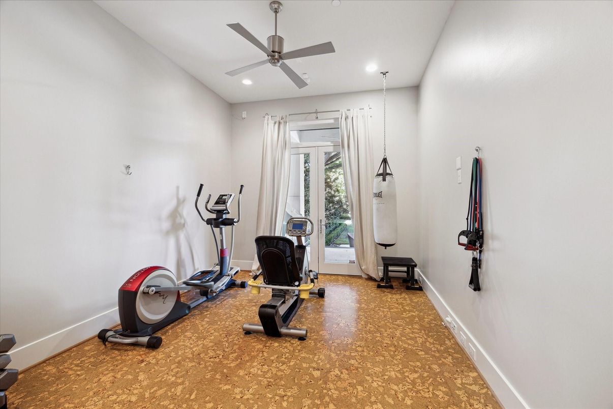 Fitness Equipment, Interior, Recessed Lighting