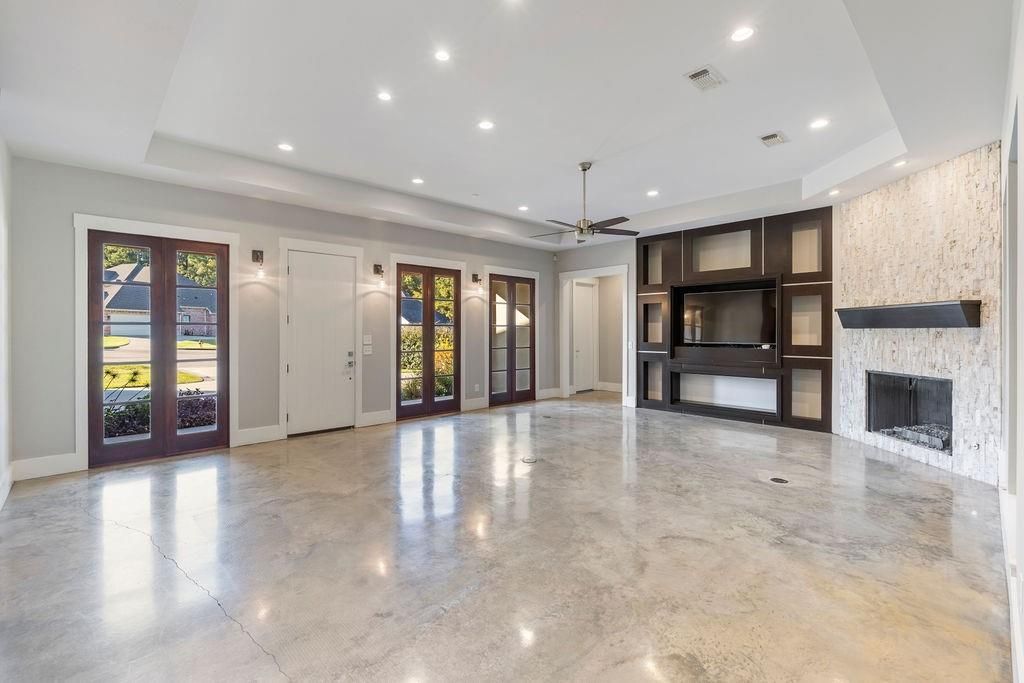 Empty room, Fireplace, Interior, Recessed Lighting