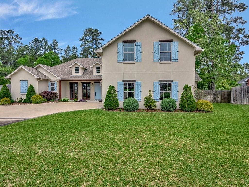 Attached, Backyard, Exterior, Facade, Brick Traditional