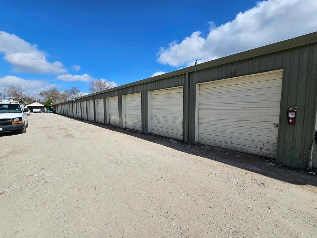 Detached Garage, Exterior