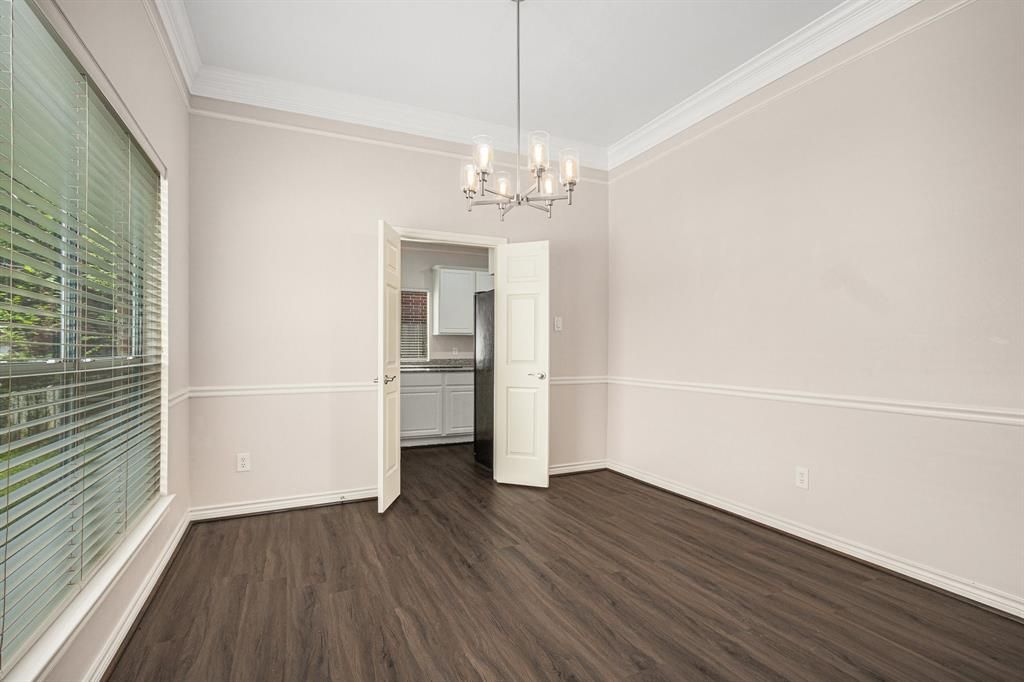 Chandelier, Empty room, Interior, Wood Texture Flooring