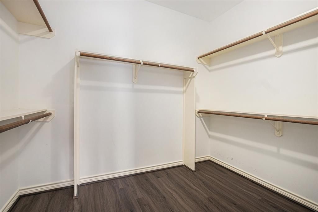 Interior, Walk-in Closets, Wood Texture Flooring