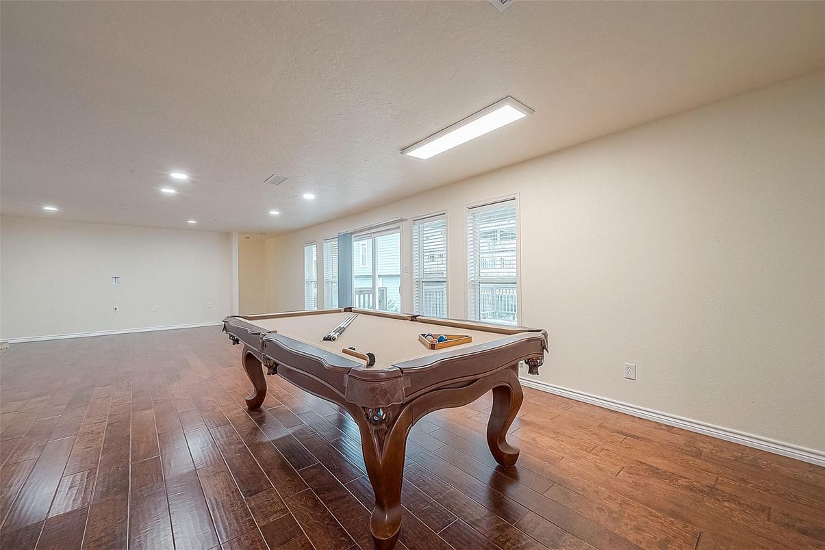 Billiard Table, Game Room, Interior, Recessed Lighting, Wood Texture Flooring