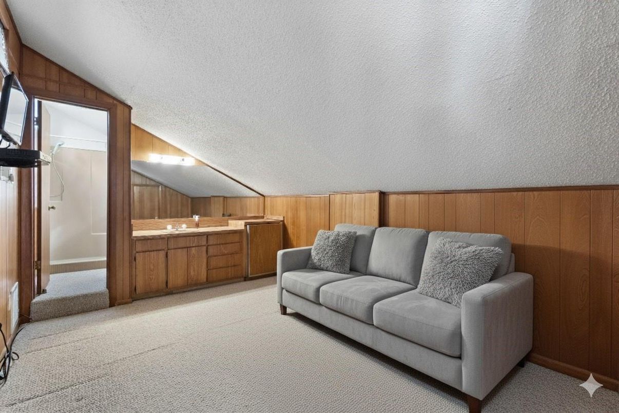 Interior, Wooden Walls