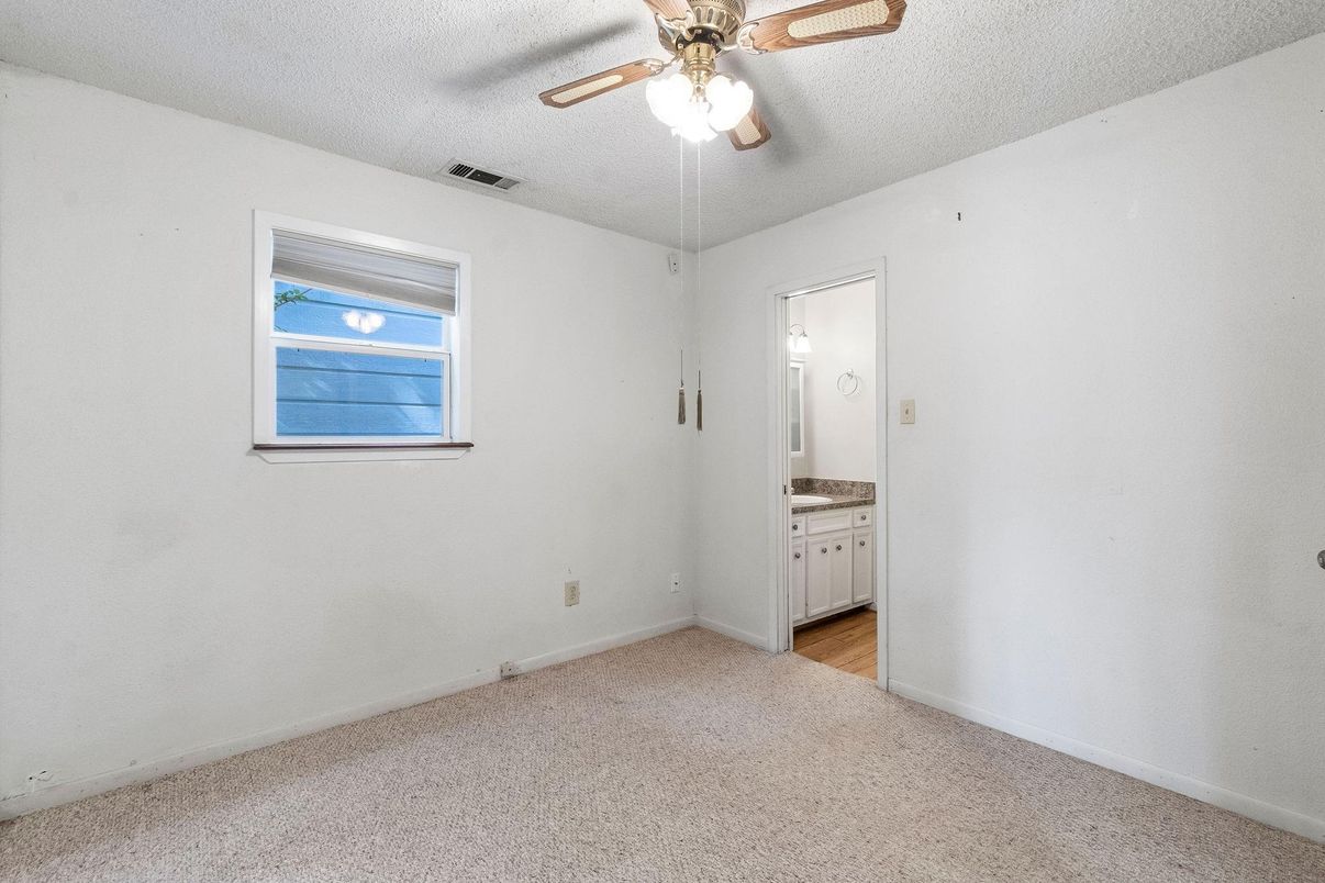 Bathroom, Empty room, Interior