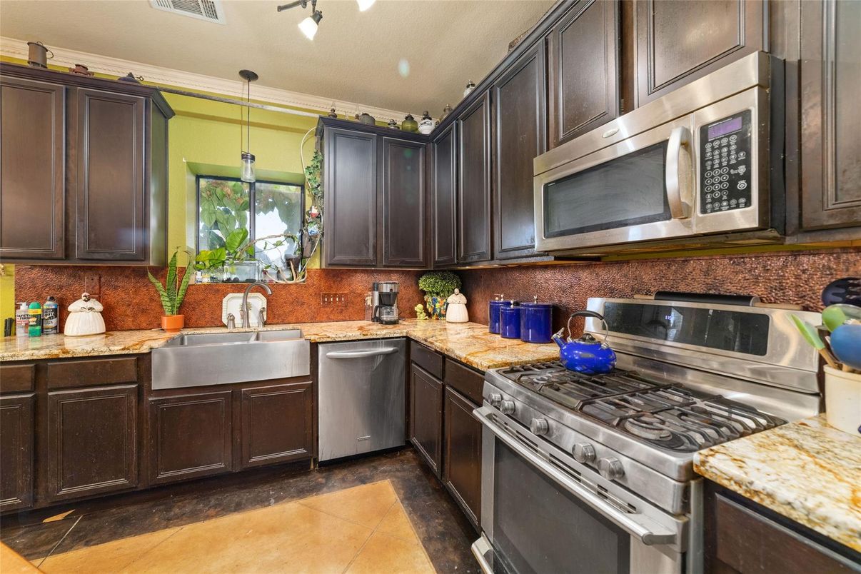 Interior, Kitchen, Stainless Steel Appliances
