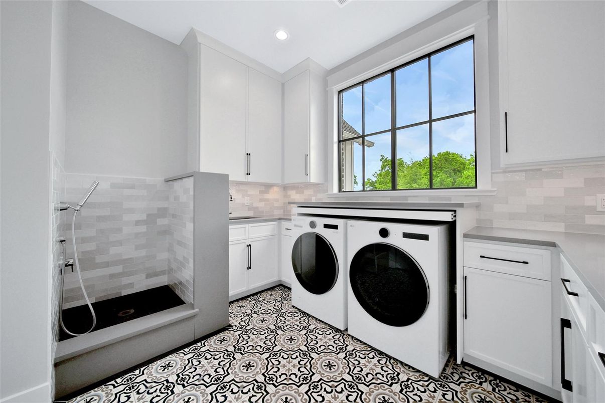 Interior, Recessed Lighting, Washer