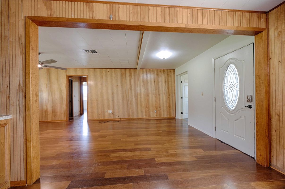 Empty room, Interior, Wood Texture Flooring, Wooden Walls