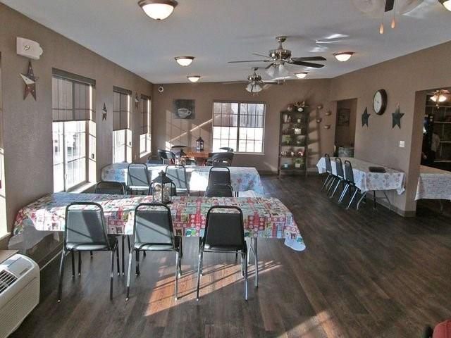 Dining room, Interior, Wood Texture Flooring