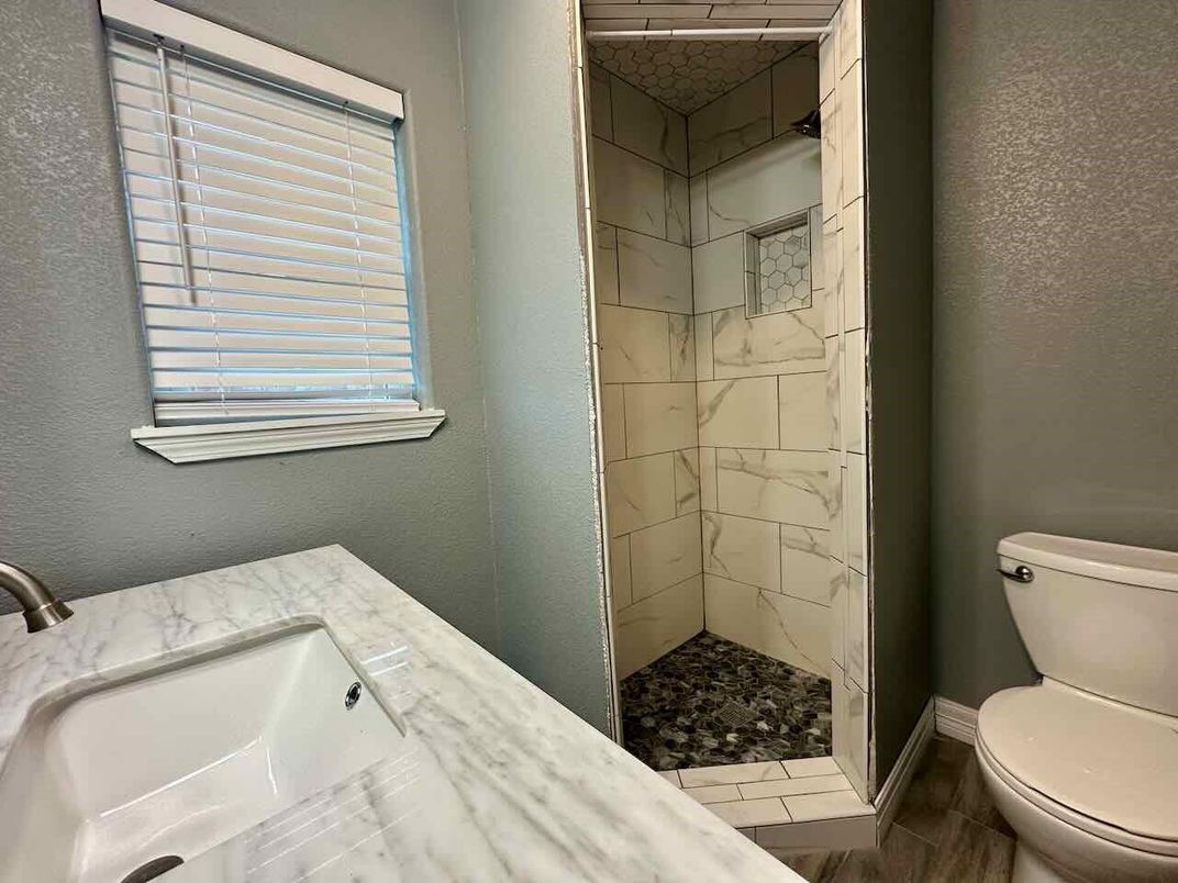 Bathroom, Interior, Marble Walls