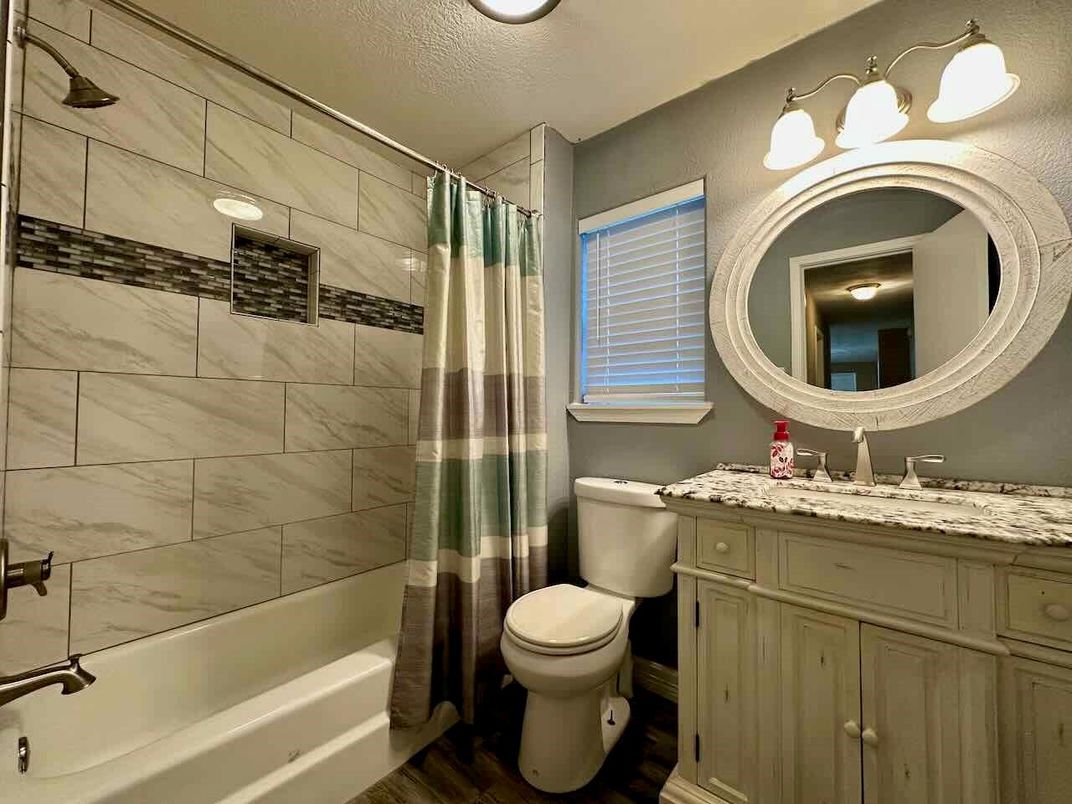 Bathroom, Interior, Marble Walls