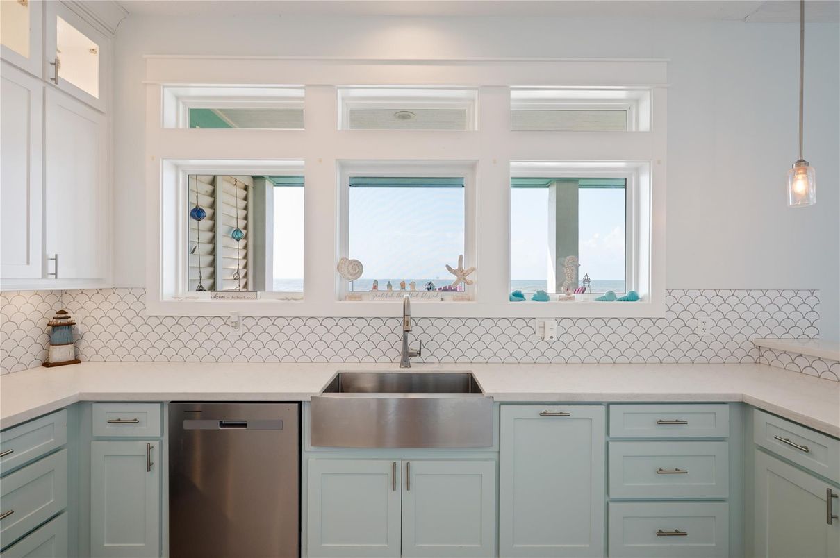 Interior, Kitchen, Pendant Lights, Stainless Steel Appliances, Water