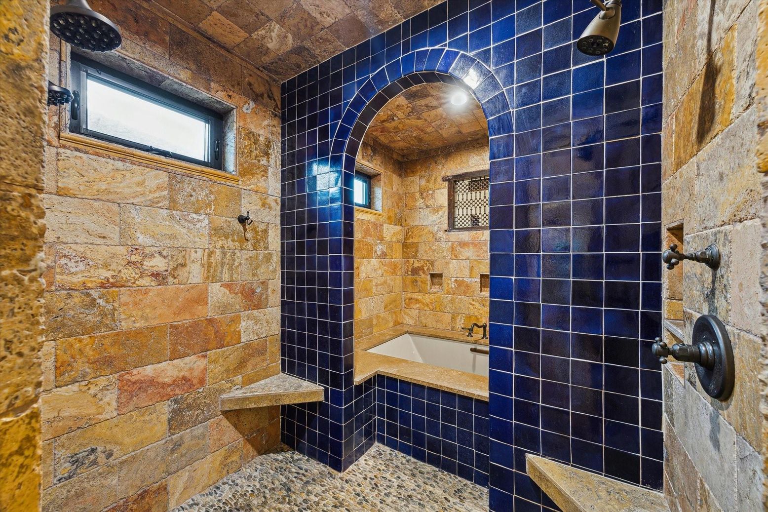 Bathroom, Interior, Recessed Lighting