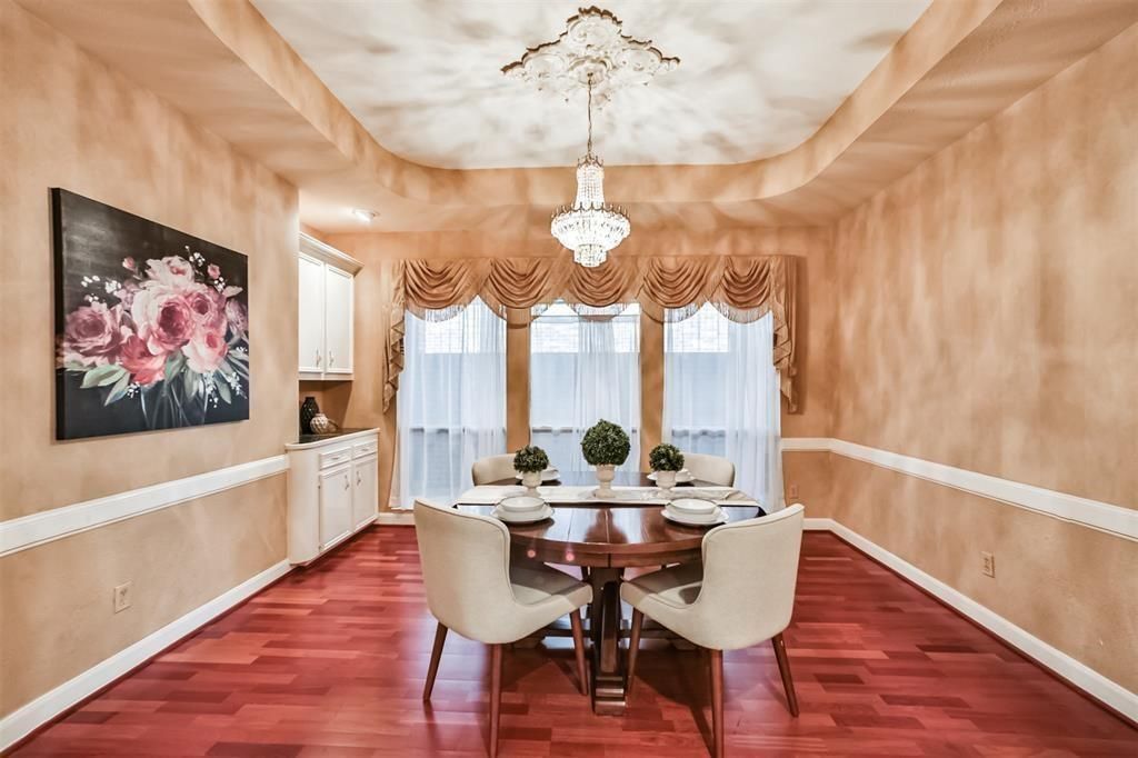 Chandelier, Dining room, Interior, Wood Texture Flooring