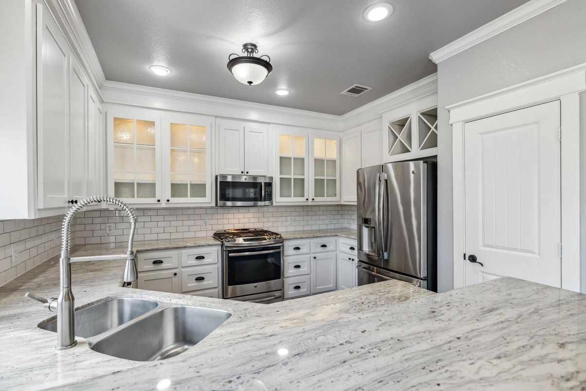 Interior, Kitchen, Recessed Lighting