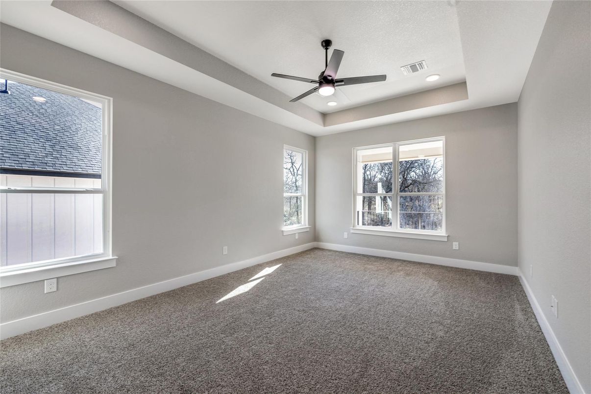 Empty room, Interior, Recessed Lighting