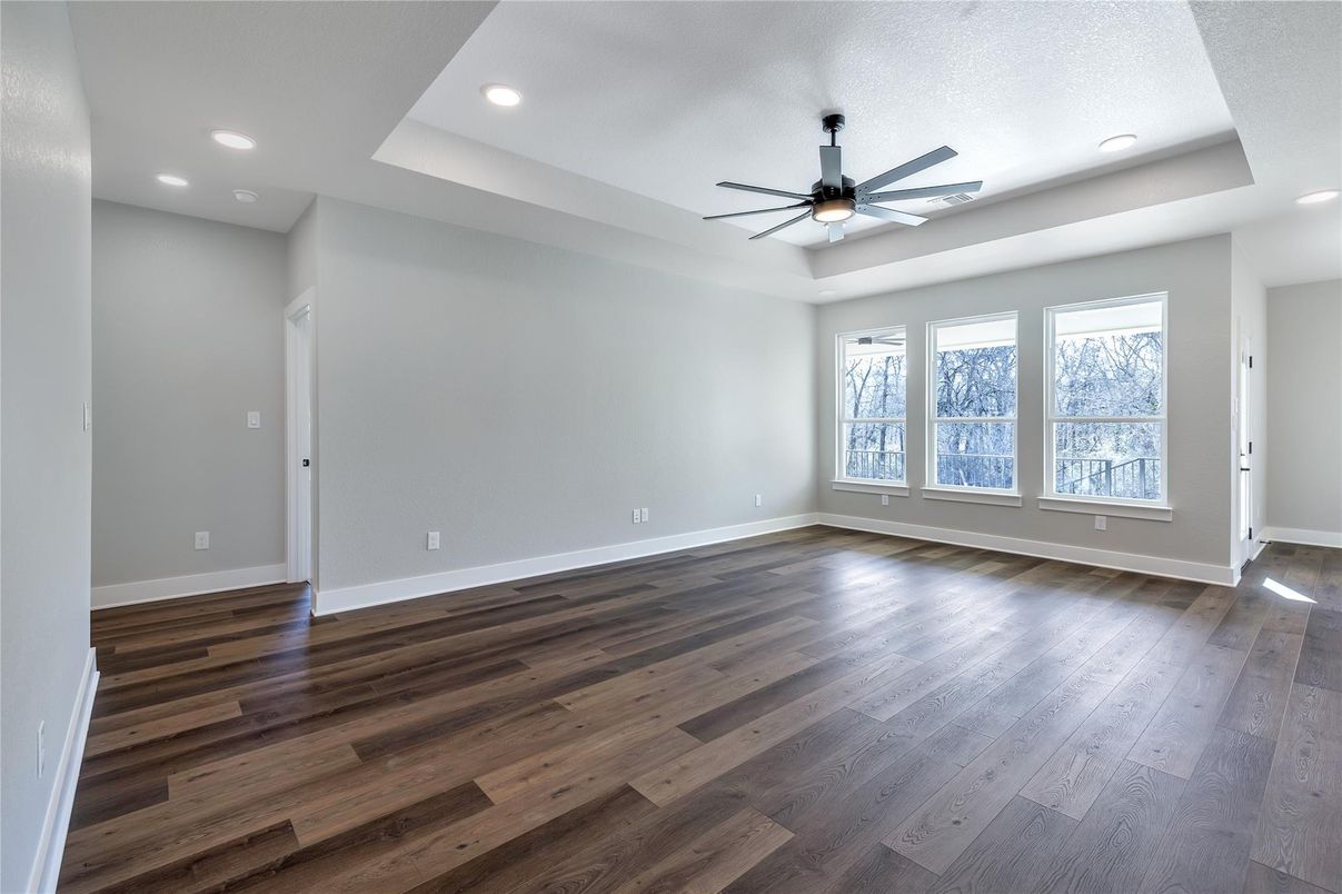 Empty room, Interior, Recessed Lighting, Wood Texture Flooring