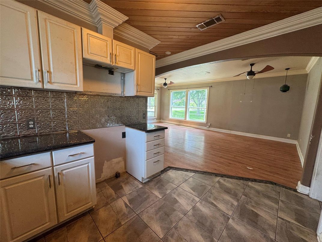 Empty room, Interior, Kitchen, Wooden Ceilings, Wood Texture Flooring