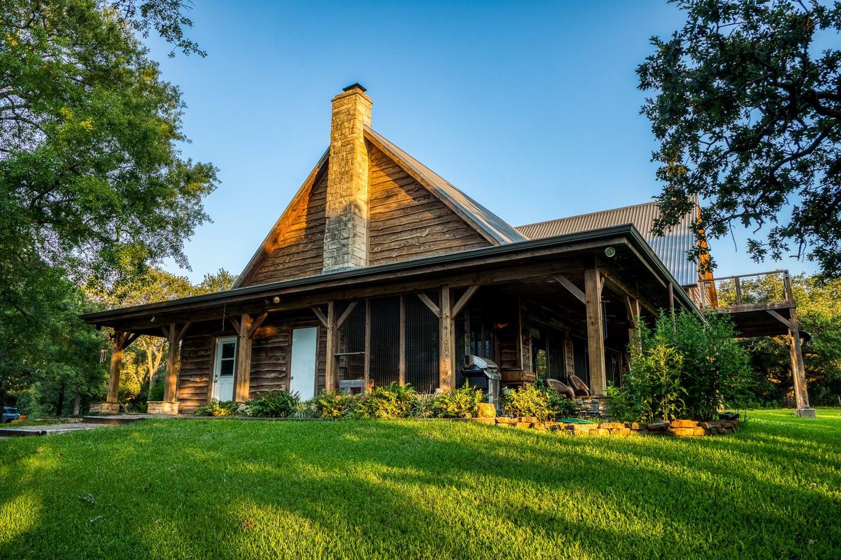 Backyard, Exterior, Facade, Log Home