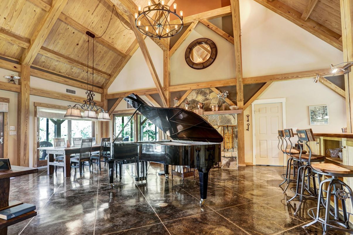 Chandelier, Dining room, Interior, Pendant Lights, Piano, Wooden Beams, Wooden Ceilings