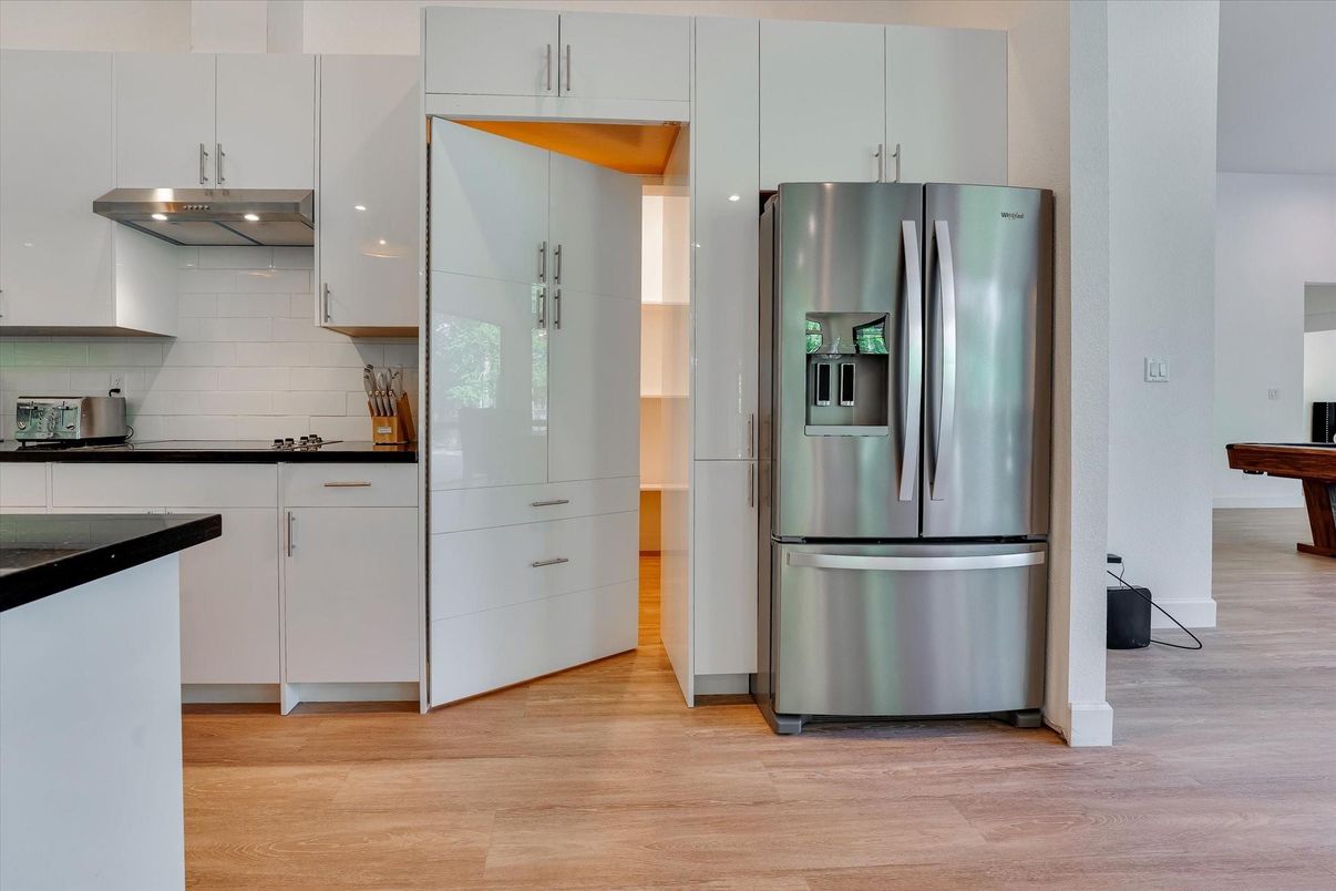 Interior, Kitchen, Stainless Steel Appliances, Wood Texture Flooring