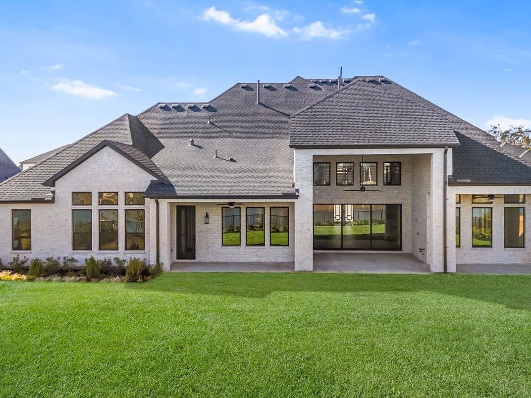 Backyard, Exterior, Facade, French Provincial