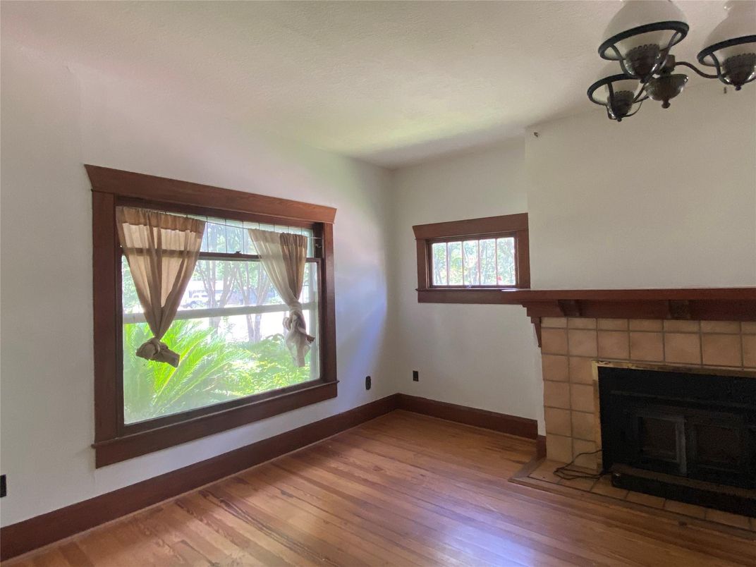 Empty room, Fireplace, Interior, Wood Texture Flooring