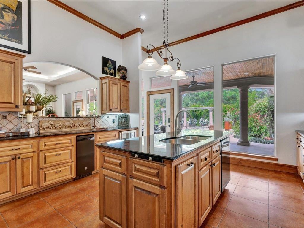 Interior, Kitchen, Pendant Lights, Recessed Lighting