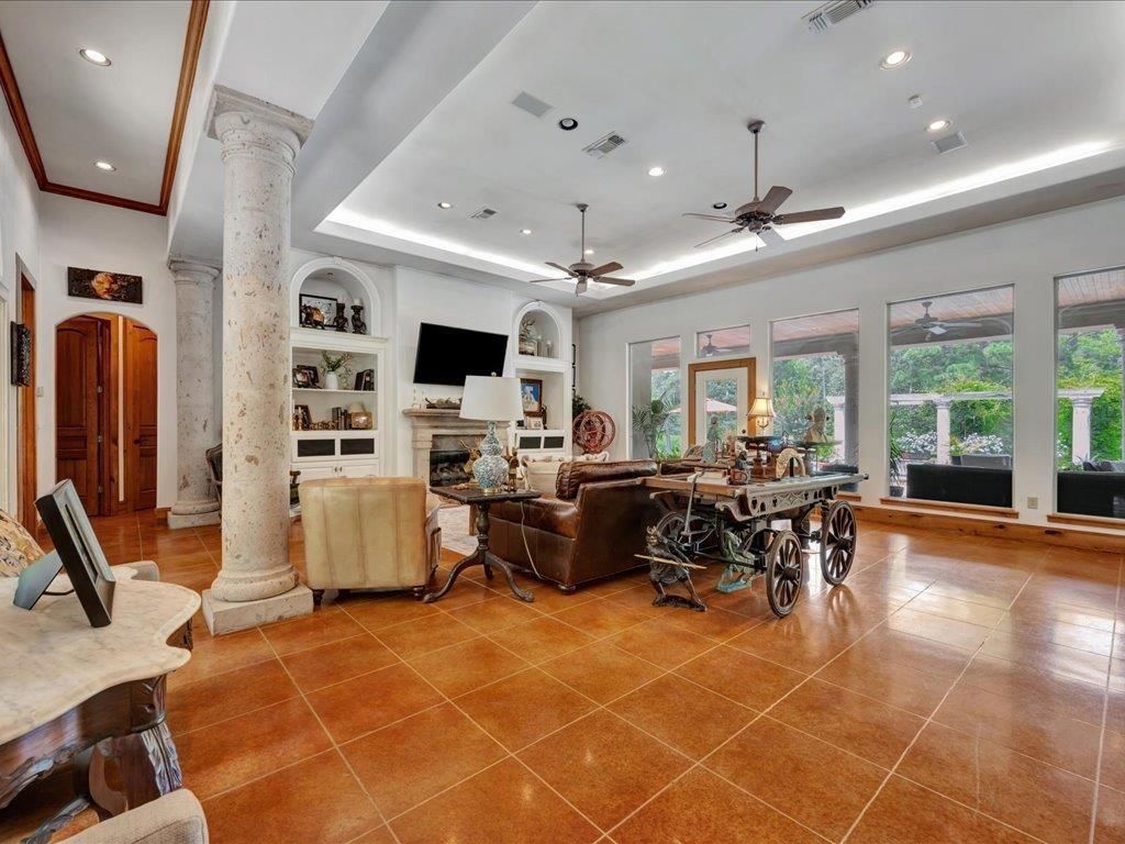 Fireplace, Interior, Living room, Recessed Lighting