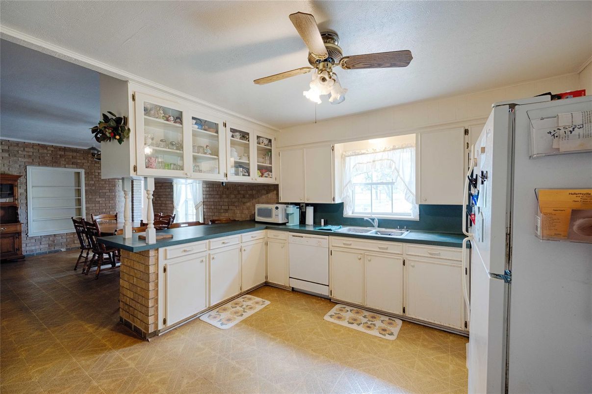 Dining room, Interior, Kitchen, Stone Walls