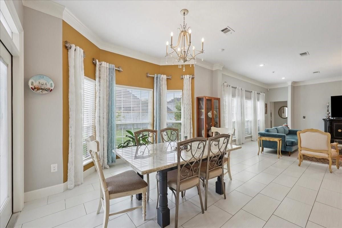 Chandelier, Dining room, Interior, Recessed Lighting