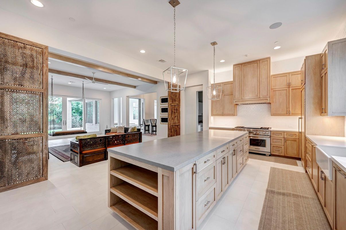 Interior, Kitchen, Pendant Lights, Recessed Lighting, Stainless Steel Appliances