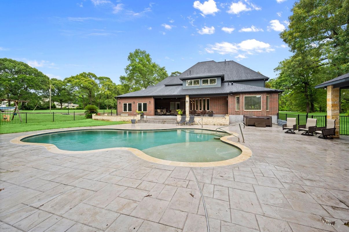 Exterior, Pool, Solar Panels
