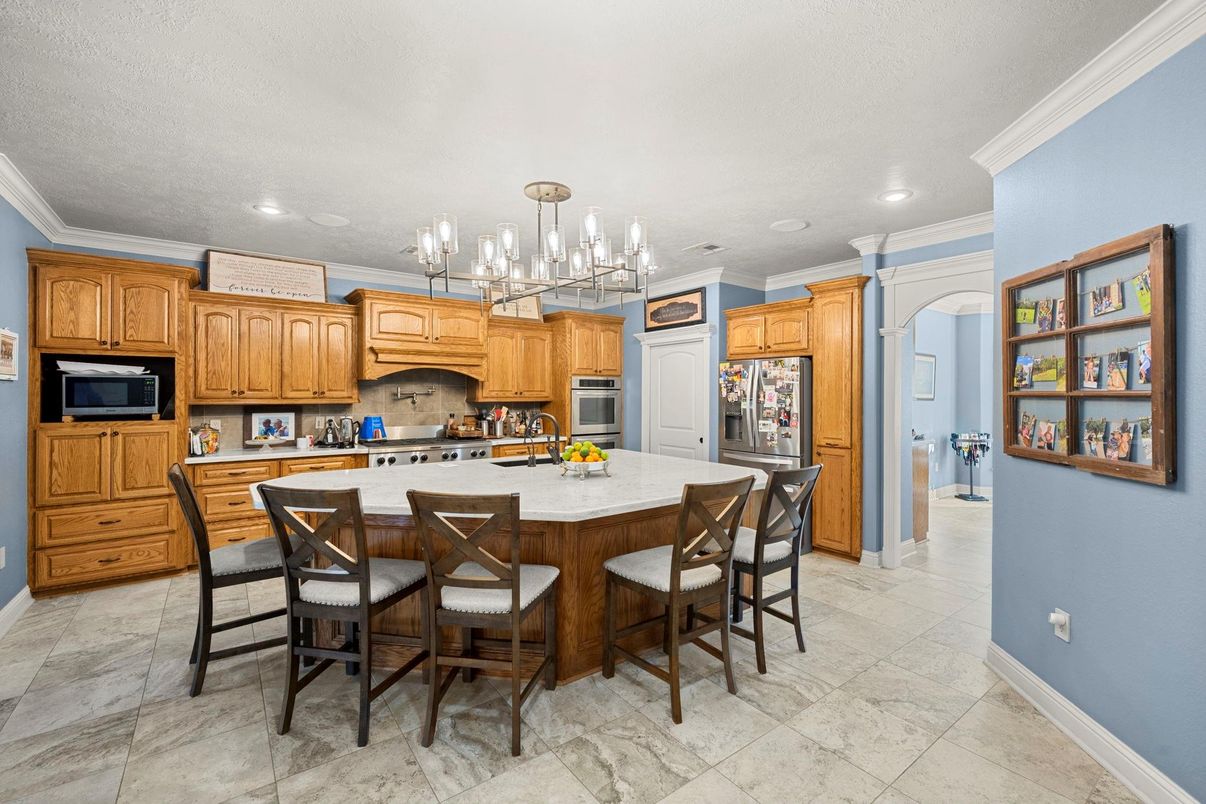 Interior, Kitchen, Pendant Lights, Recessed Lighting, Stainless Steel Appliances