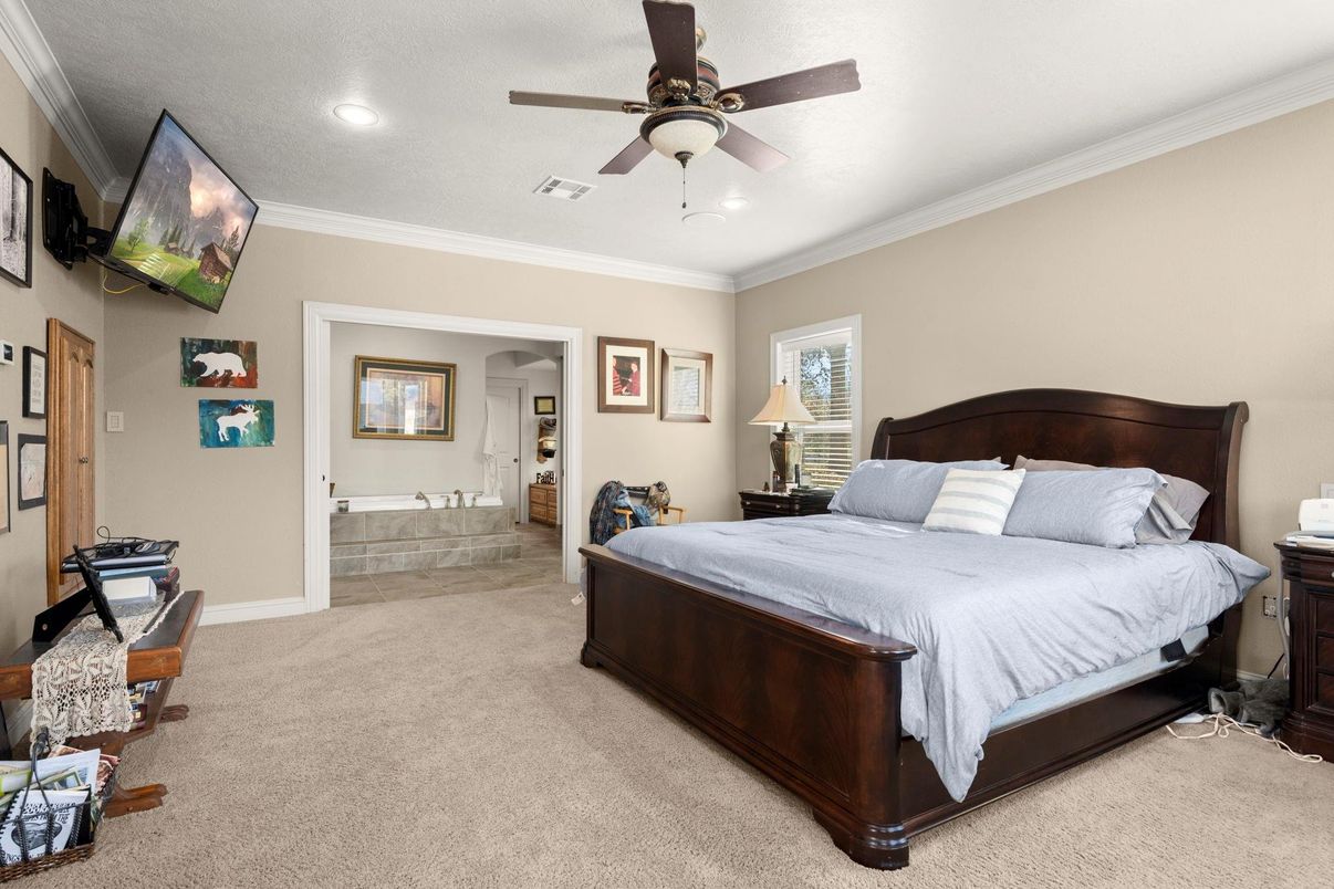 Bedroom, Interior, Recessed Lighting