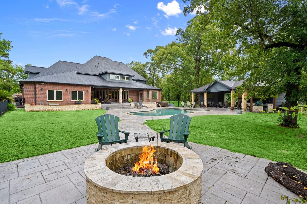 Backyard, Exterior, Pool