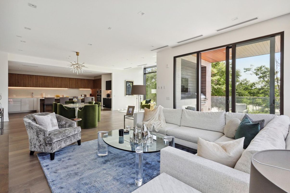 Dining room, Interior, Kitchen, Living room, Pendant Lights, Recessed Lighting, Wood Texture Flooring
